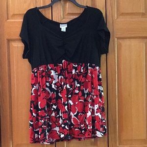 Fashionable Maternity Top